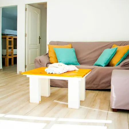 Atico Surf * فامارا